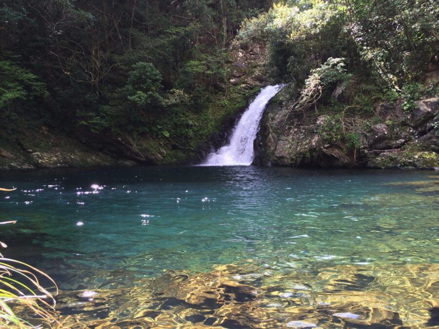 奄美大島の奄美フォレストポリス (マテリヤの滝)