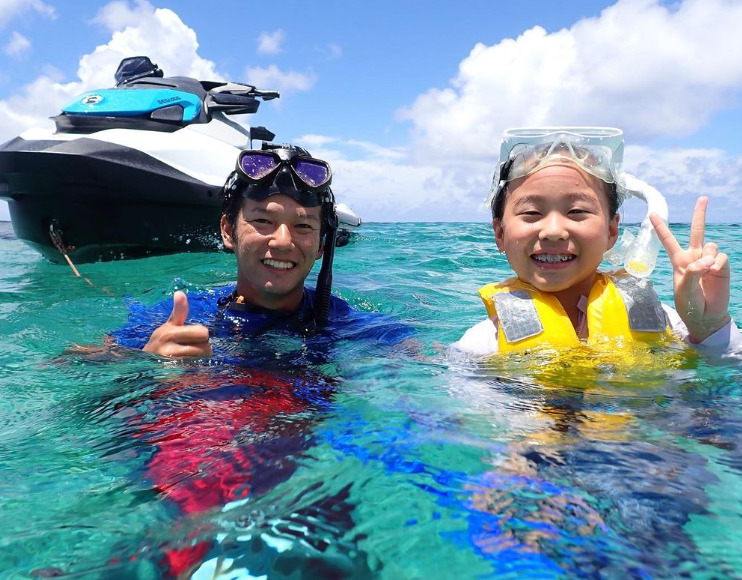 【鹿児島/与論島】4歳からOK！約400種類のサンゴ礁や生き物たちと一緒に☆トロピカルシュノーケリングツアー（No.109）