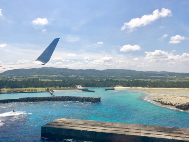 飛行機から眺める奄美大島