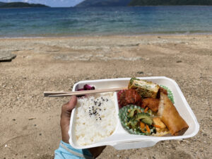 島の食材を使用したお弁当