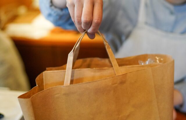 お土産　イメージ