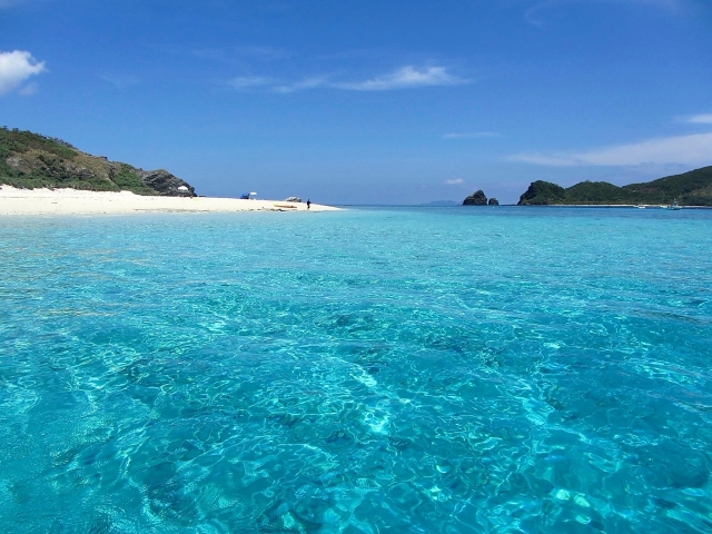 透明　海