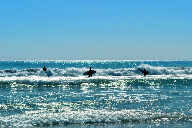 奄美大島　サーファー