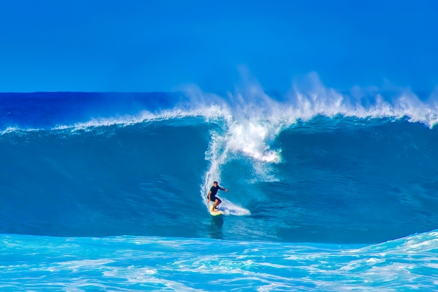 奄美大島　サーファー