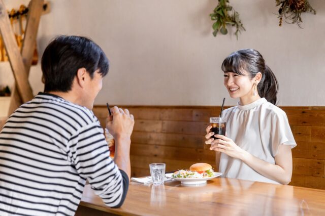 ランチ　カップル